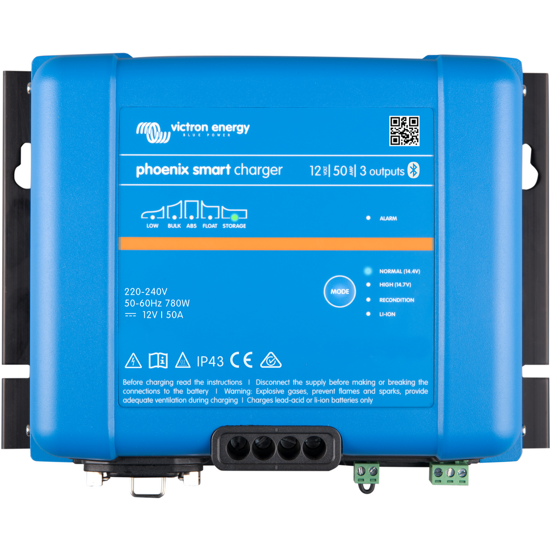 Victron Phoenix Smart IP43 Charger 12/50 (3)