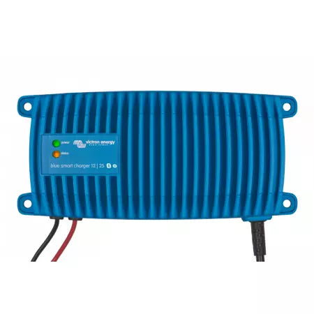 Victron Blue Smart IP67 Charger 12/17 (1)
